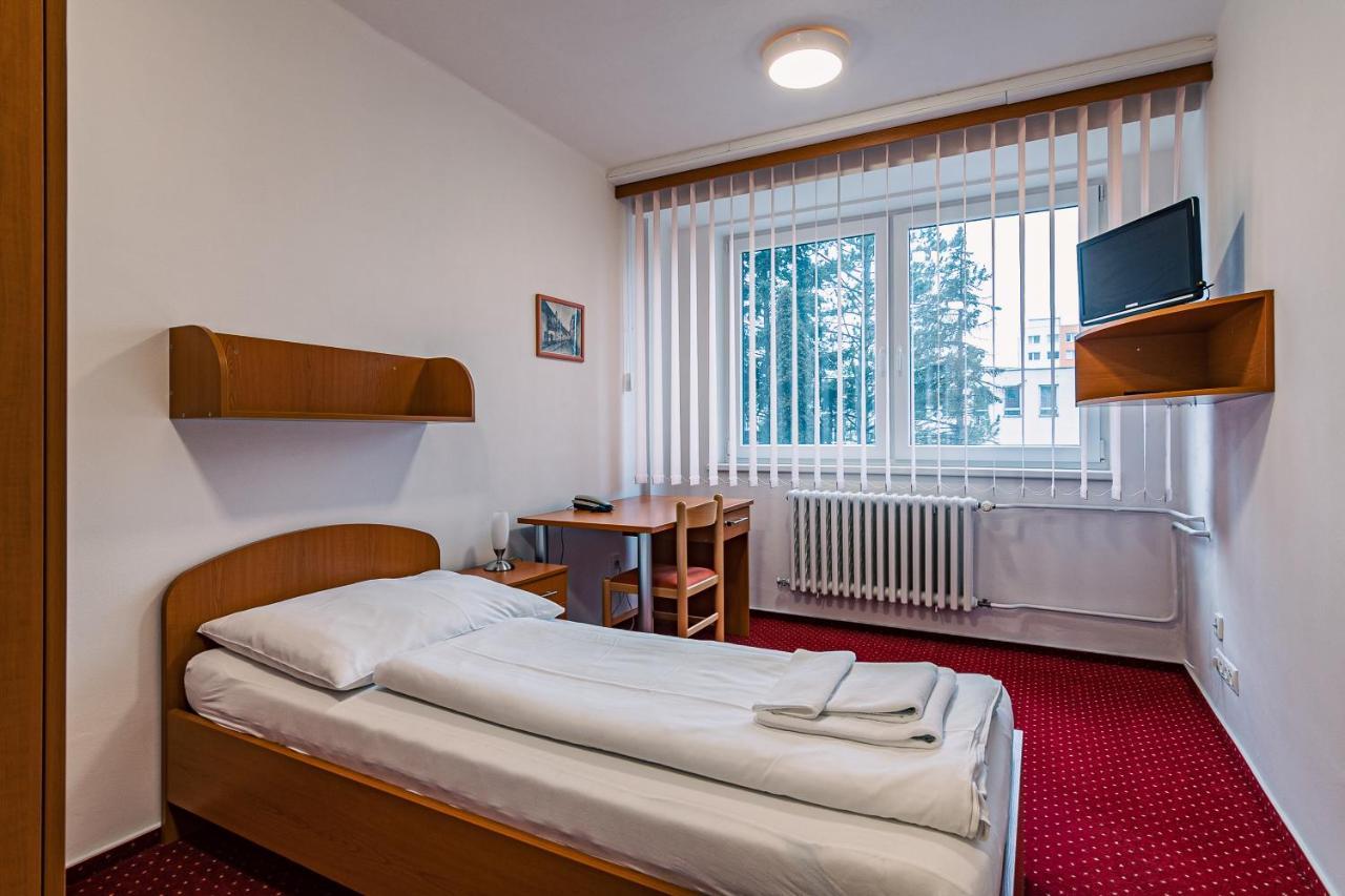 Hotel Garni Vsb Ostrava Extérieur photo